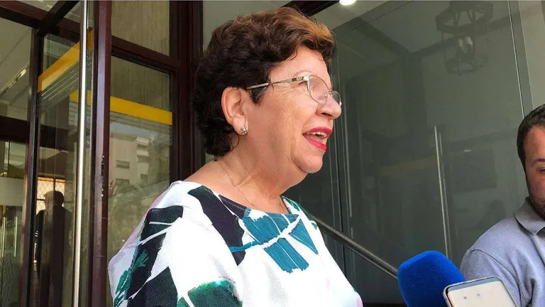 delegada-del-Gobierno-habla-sobre-el-catering-del-CETI