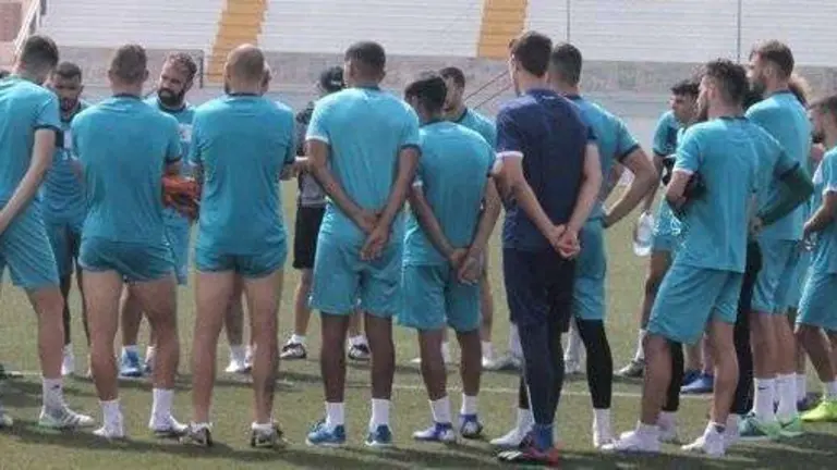 CHARLA JUGADORES.