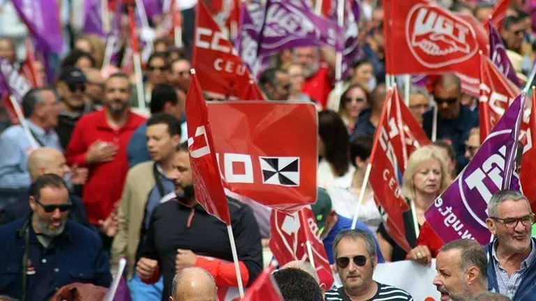 Sindicalistas de UGT y CCOO en la manifestaci&oacute;n del Primero de Mayo (C.A./ARCHIVO)