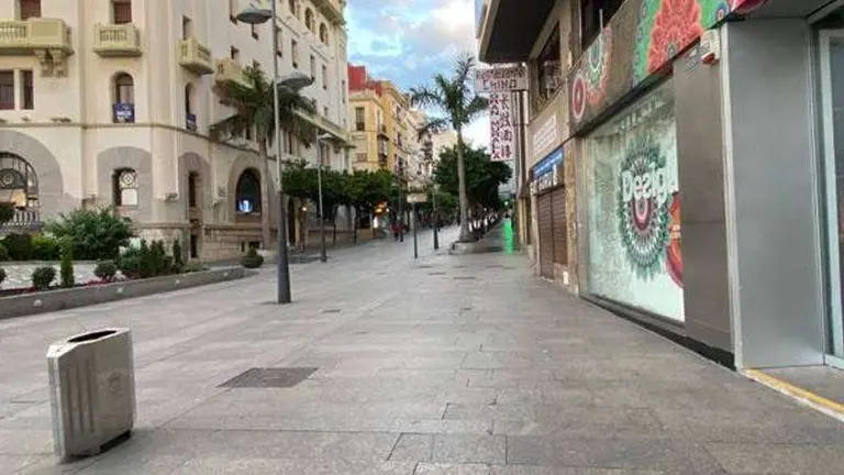 El centro de la ciudad, durante el periodo m&aacute;s estricto del confinamiento (C.A./ARCHIVO)