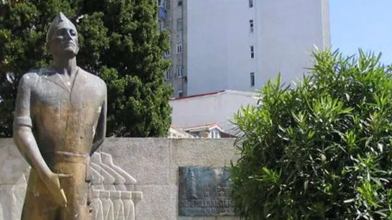 La estatua de Mill&aacute;n Astray retirada de las calles de La Coru&ntilde;a