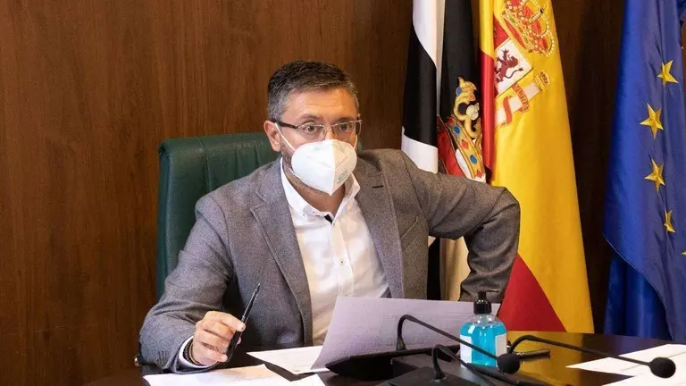 doncel alargada