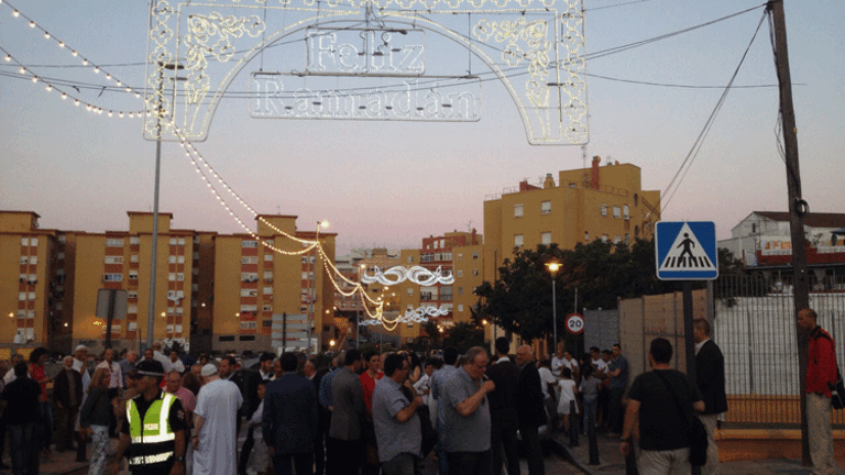 ALUMBRADO RAMADAN