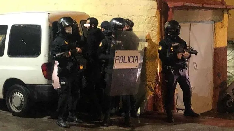 Polic&iacute;a Nacional actuando en el Pr&iacute;ncipe, Ceuta