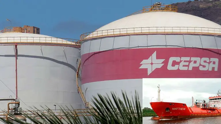 Esferas de Cepsa, en desuso por falta de mantenimiento (Archivo)