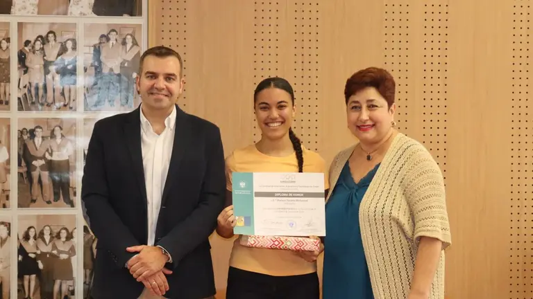 Ganadora de la Olimpiada de Econom&iacute;a, Mariam Salama
