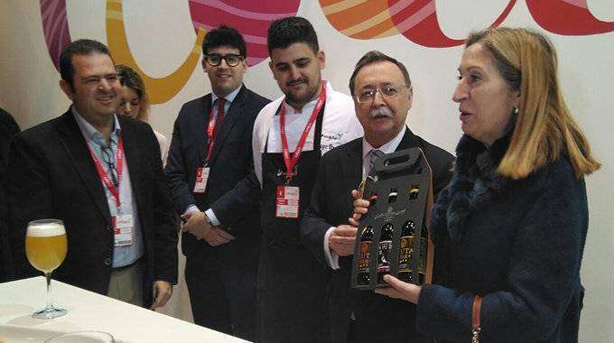 pastor vivas fitur