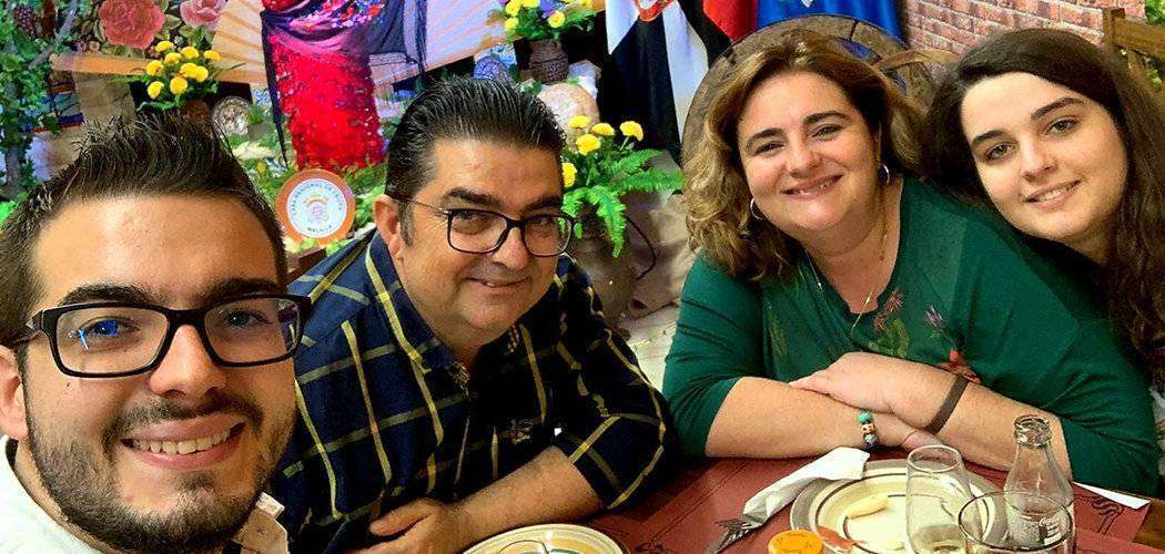 Celebración del Día de la Madre en la Casa de Ceuta en Melilla (CEDIDA)