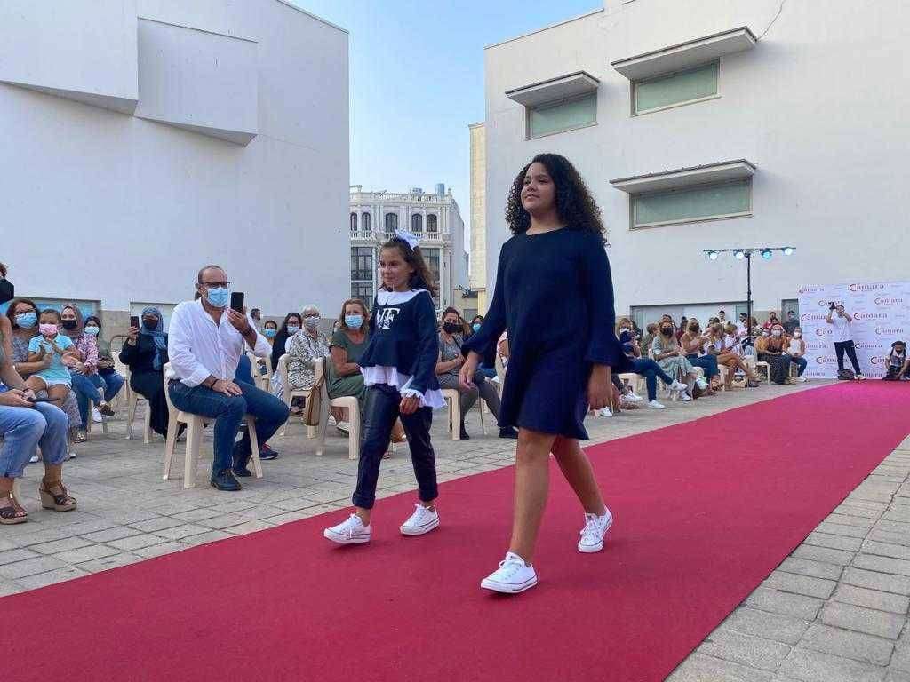 DESFILE SEMANA COMERCIO