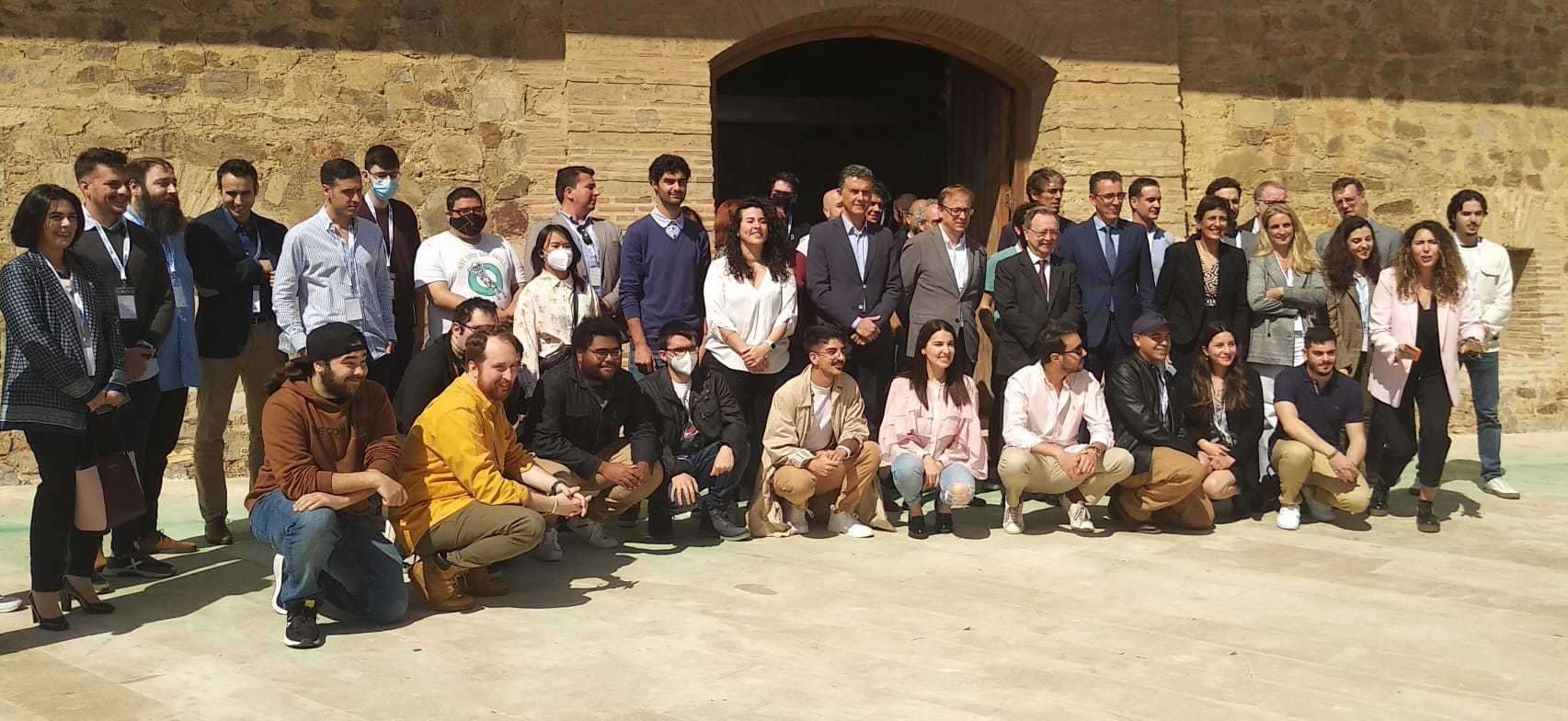 El Ángulo ha acogido el I Encuentro de Mentores COF, presentando en sociedad los trabajos de las Startups, que operan en la sede de las Murallas Reales, y de los alumnos del Instituto Tecnológico.