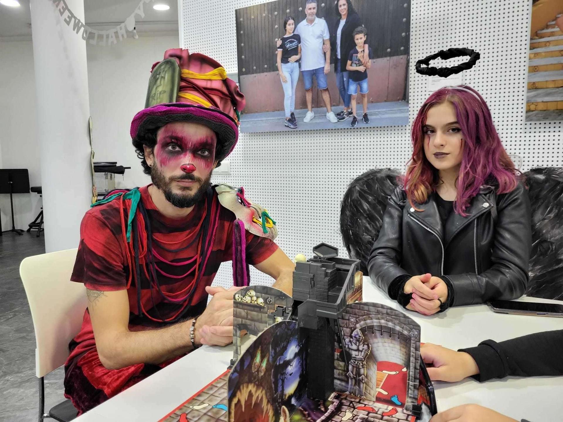 Una tarde de Halloween de juegos de mesa con 'El Solitario'