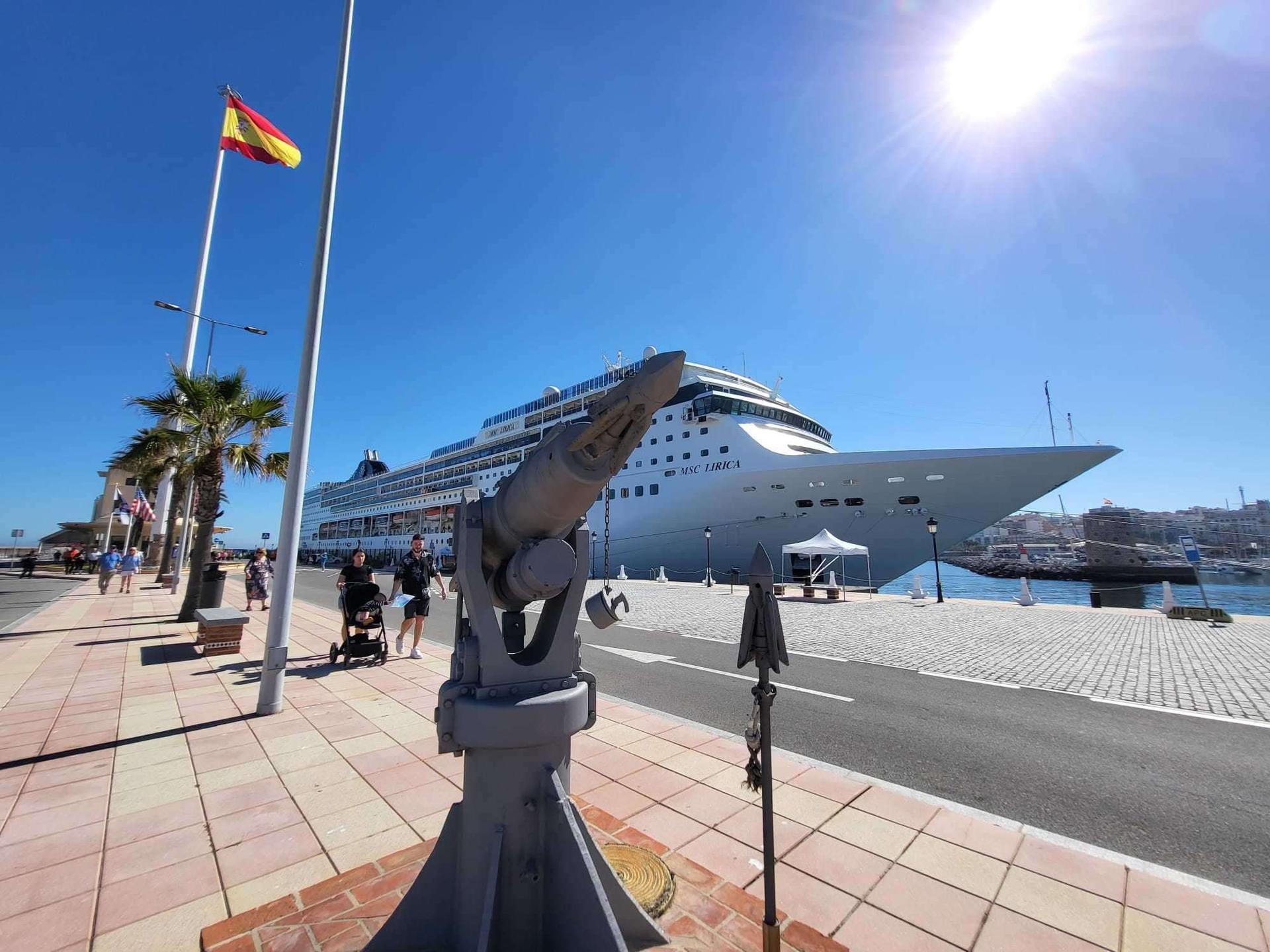 Crucero 'MSC Lírica' (C .A.)