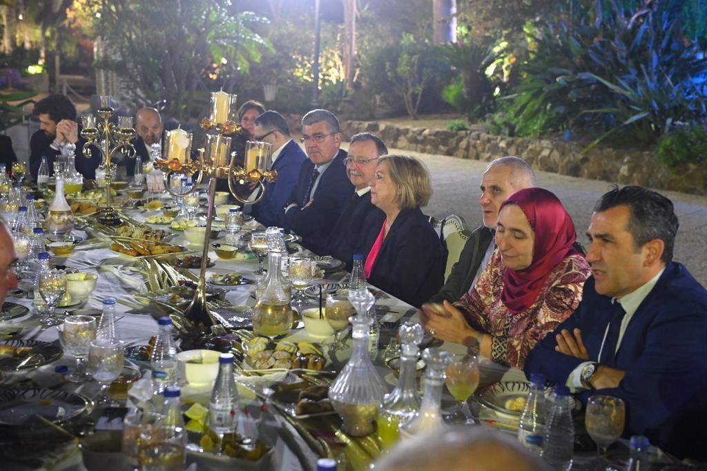 Iftar institucional