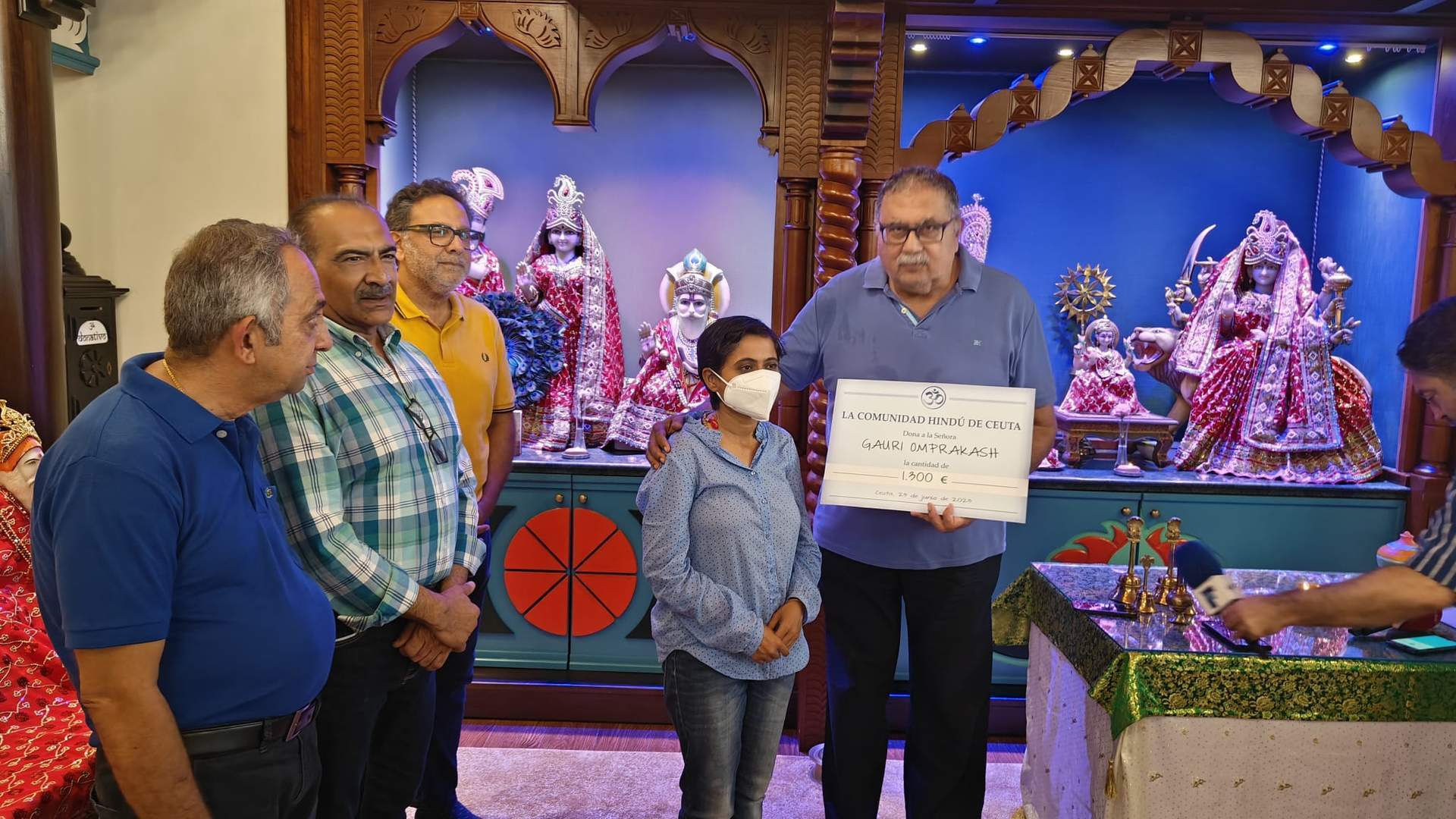 Entrega de donativos Holi