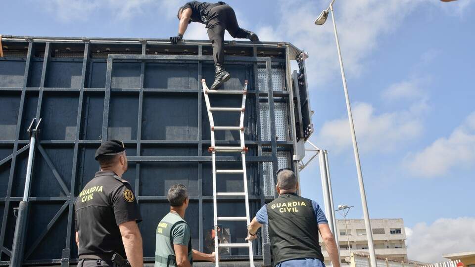 Operación Feriante zona de pre-embarque del Puerto