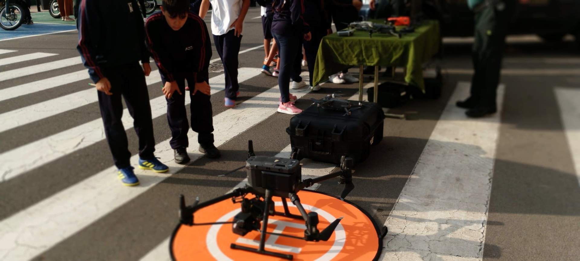 Jornada de puertas abiertas de la  Guardia Civil en el Muelle España