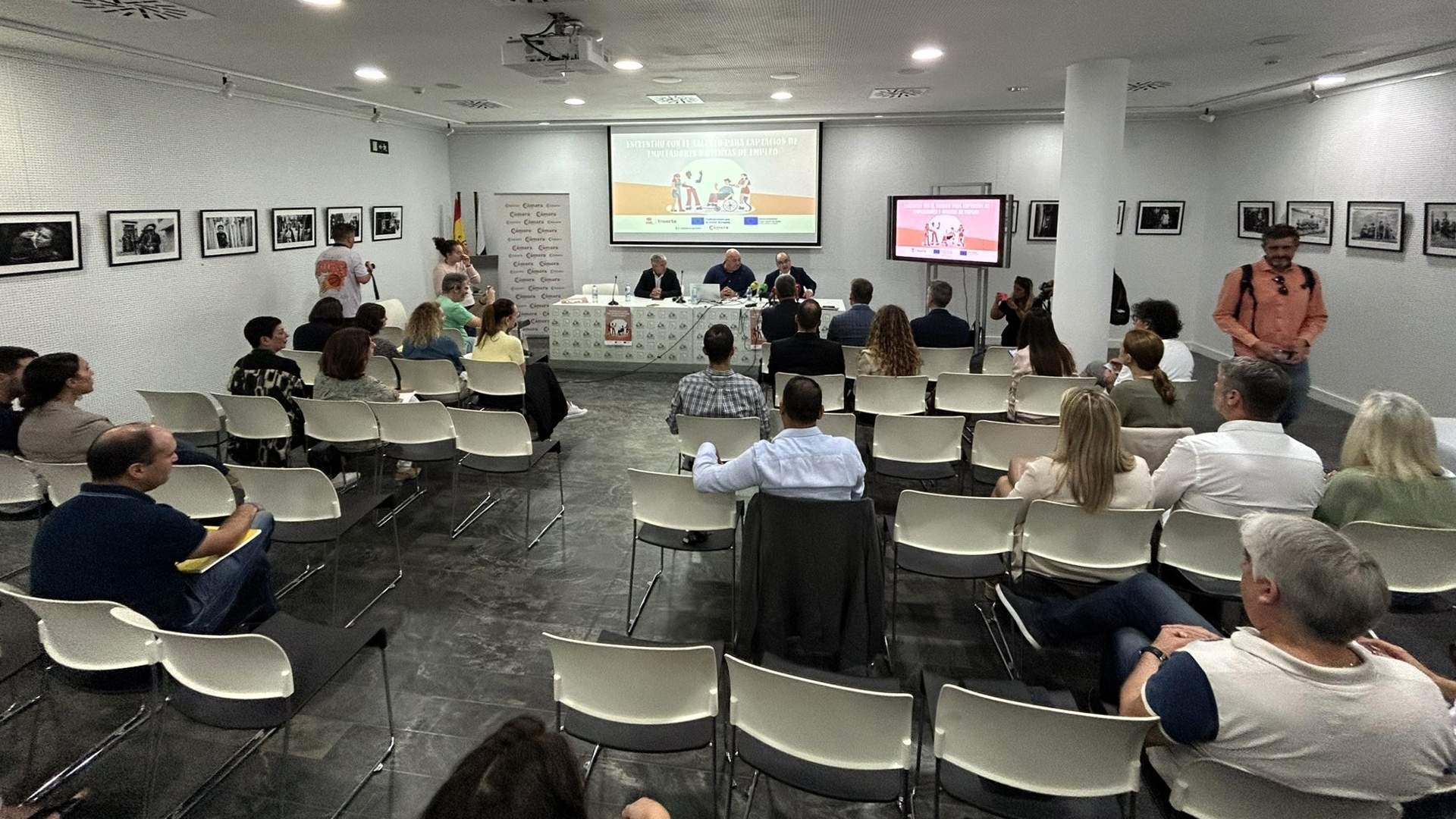 Acto de apertura del encuentro organizado por Integra Empleo