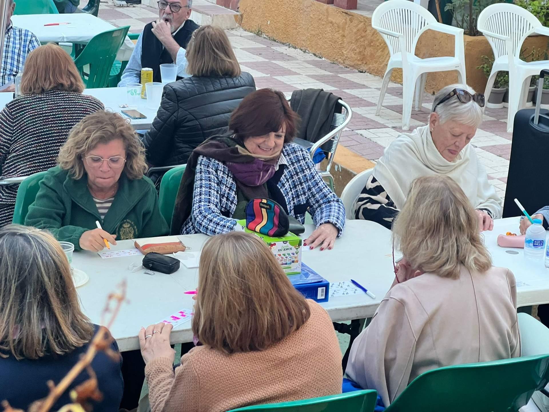 El bingo benéfico y tapeo solidario