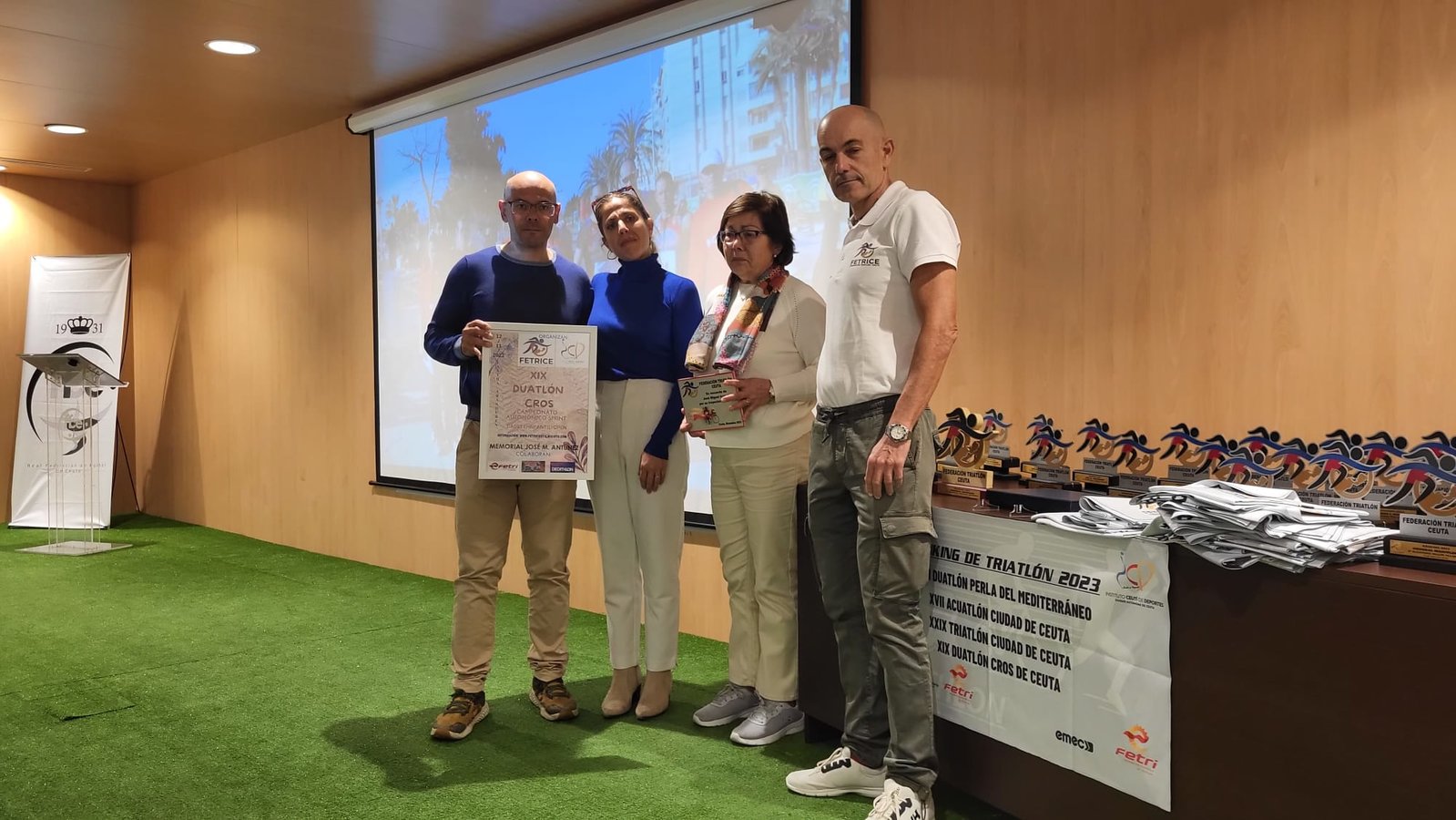 Gala de entrega de premios de la Federación de Triatlón de Ceuta