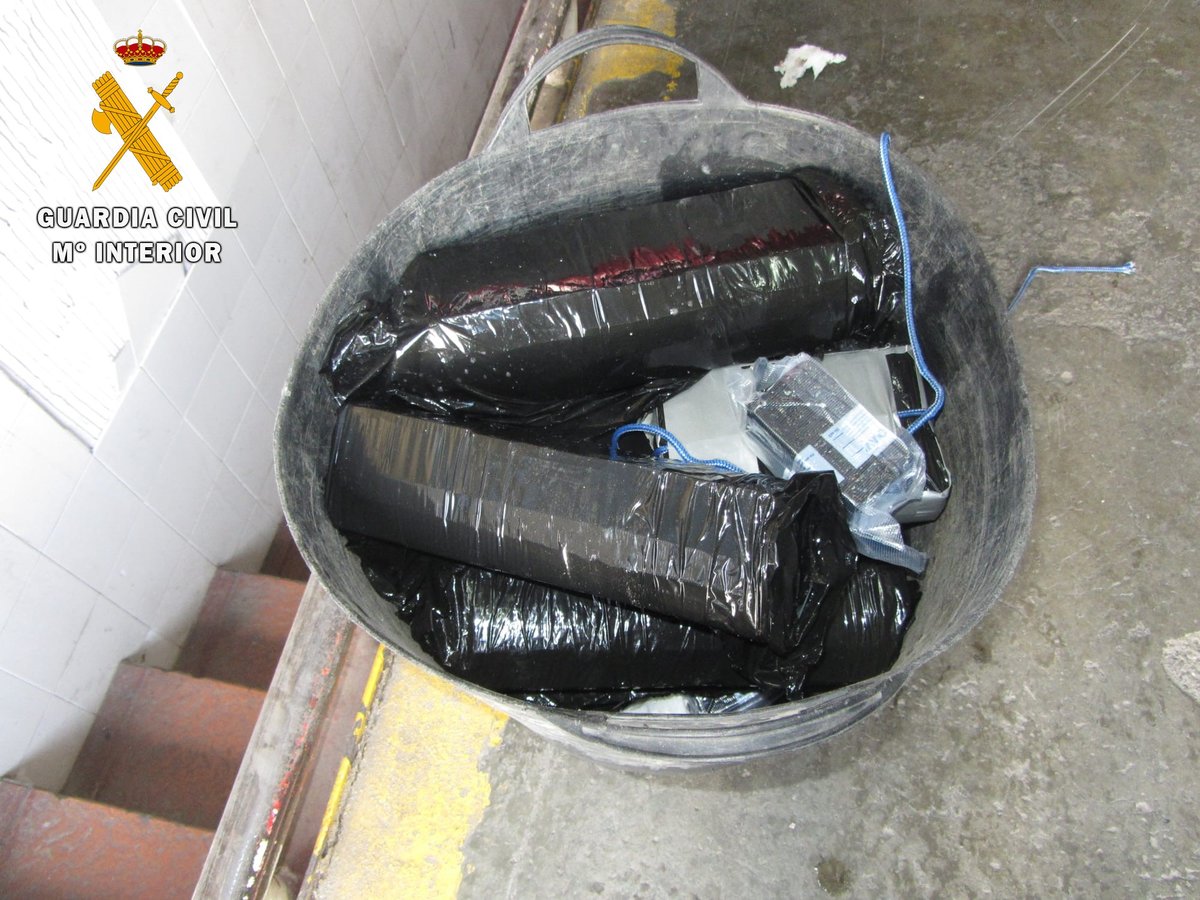 Operativo antidroga en Ceuta: decomisados 23 kilos de hachís en el puerto