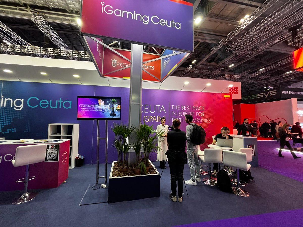 Ice Totally Gaming