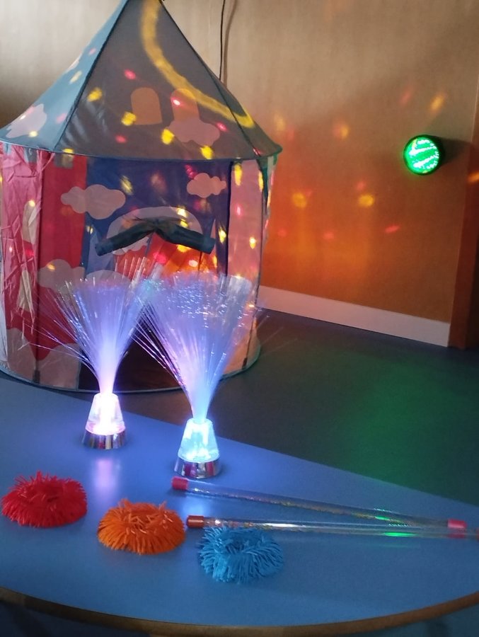 FOTO TALLER ESTIMULACION SENSORIAL