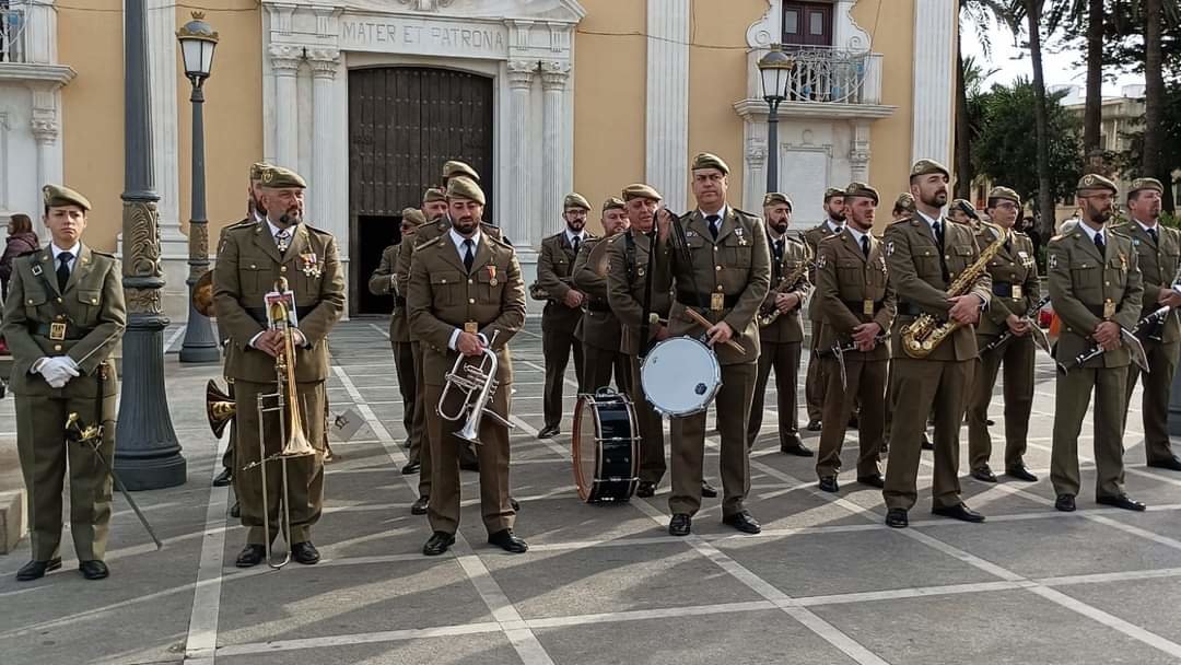 La teniente Amadora Mercado, Directora de la Unidad de Música del Batallón de Cuartel General de la COMGECEU