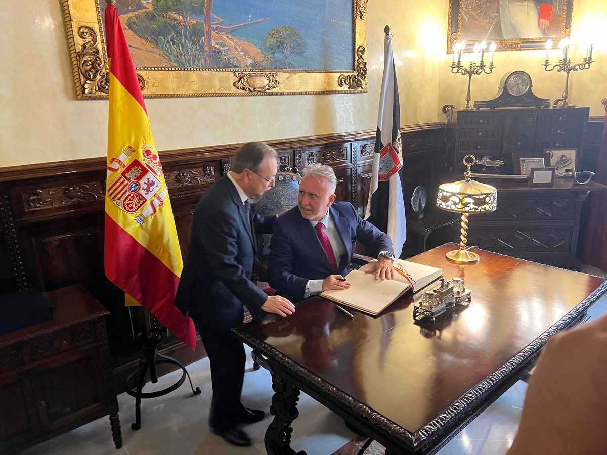 Visita Ministro de Política Territorial y Memoria Democrática, Ángel Víctor Torres