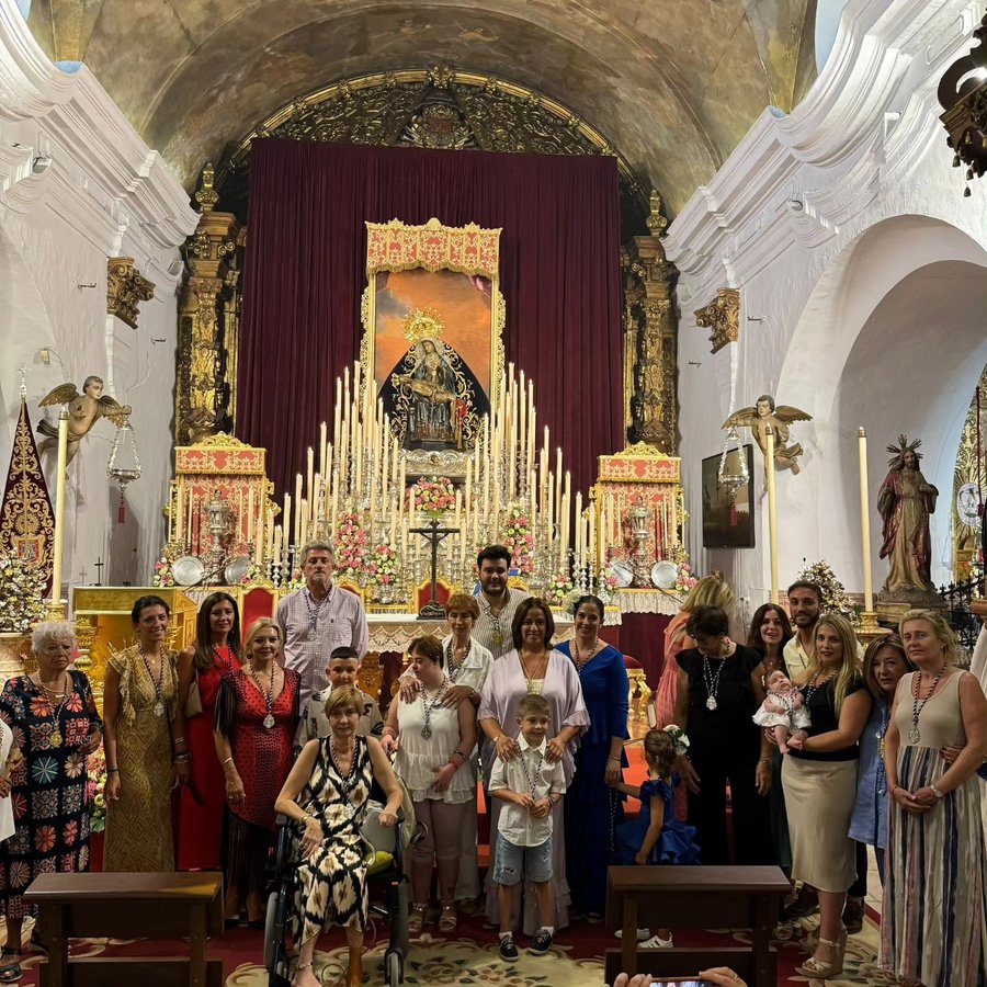 Nuevos hermanos de la Hermandad (Cedida)