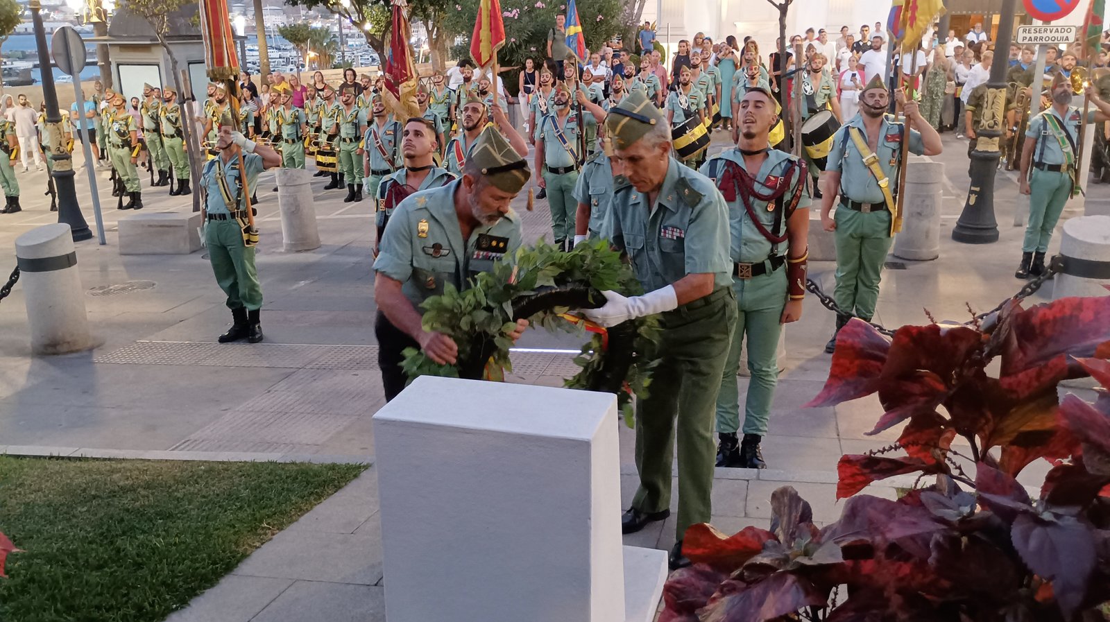 Emotivo arriado de Bandera en el 104 aniversario de La Legión en Ceuta