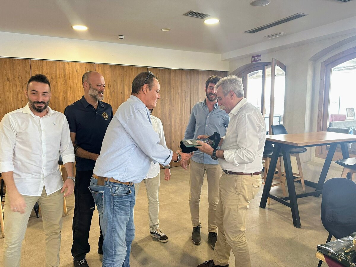 Enrique Somoza se jubila como práctico del Puerto de Ceuta
