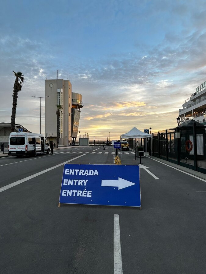 cartel puerto muelle españa cruceros