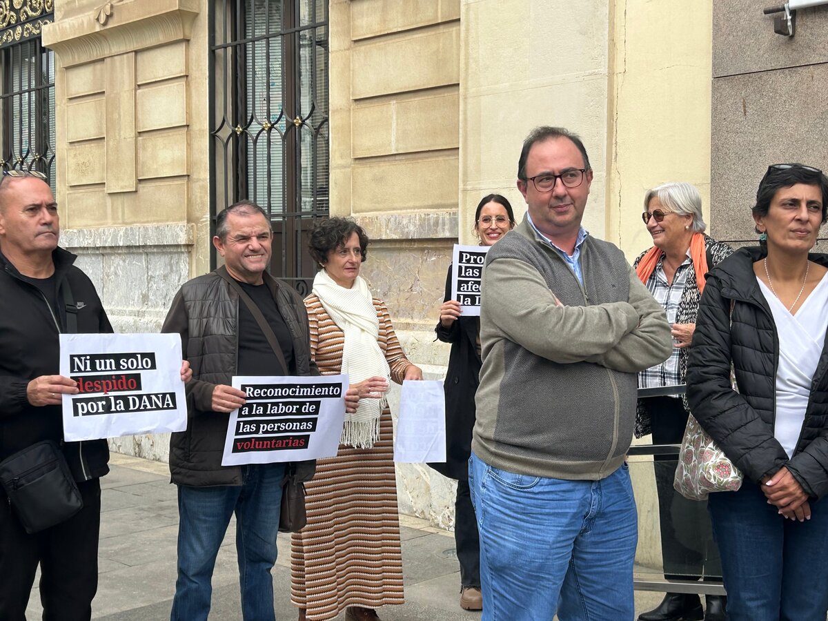 Concentración sindicatos por los afectados por la DANA / M.Zapico