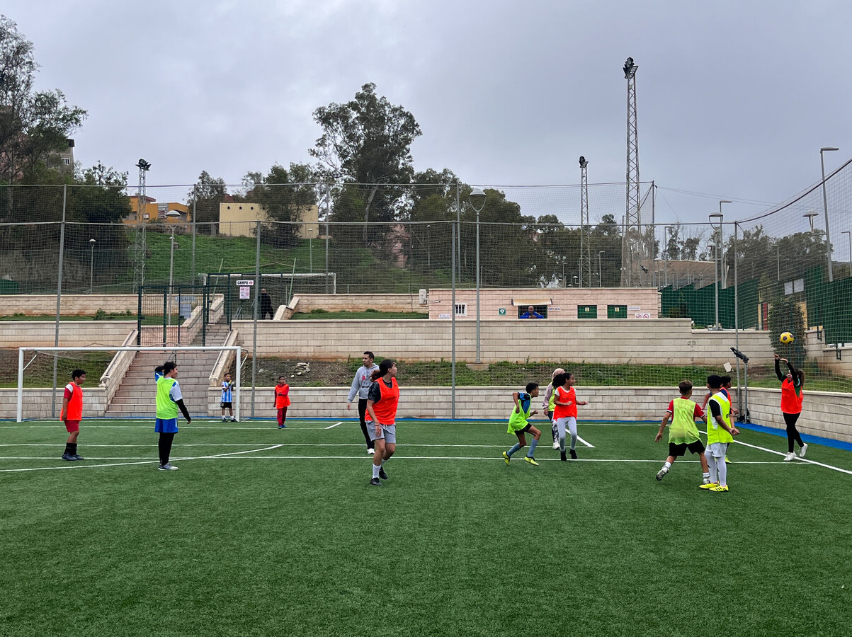 Fundación Cruz Blanca fomenta la disciplina a través del deporte / Cedida
