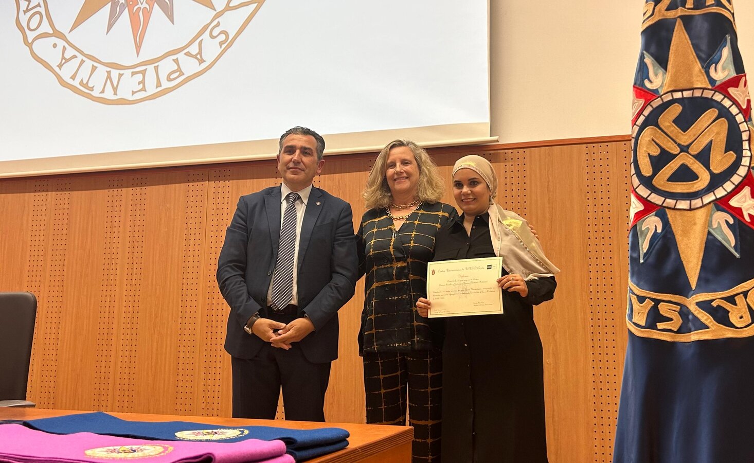 Acto solemne de apertura del curso académico de la UNED / E. Arteaga