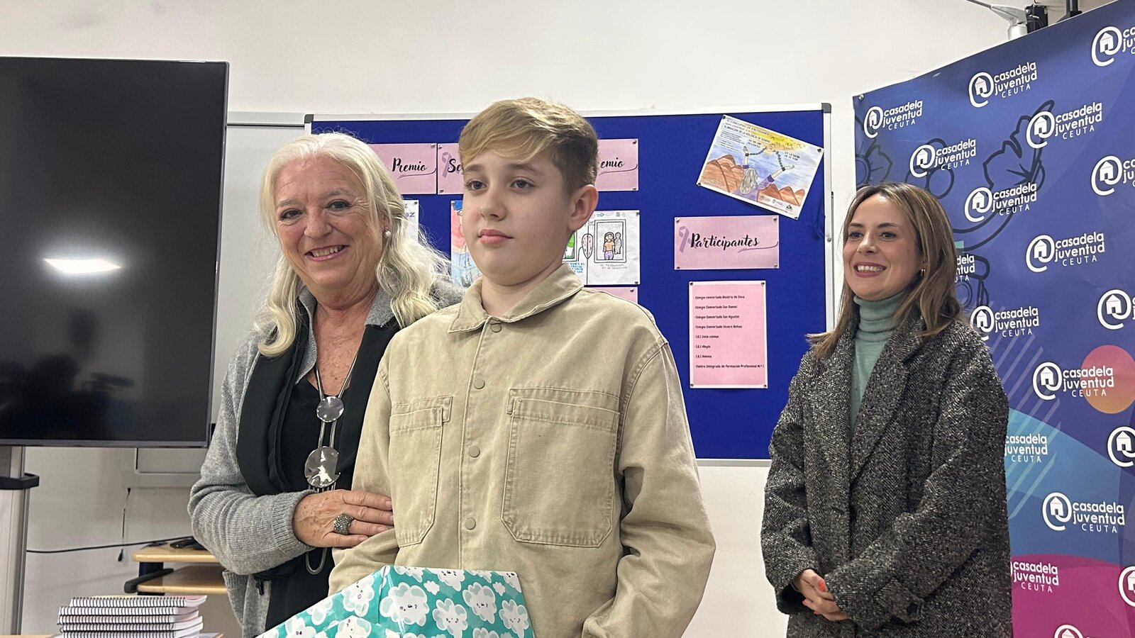 Entrega de premios IX Concurso de Eslóganes de la Casa de la Juventud / E. Arteaga