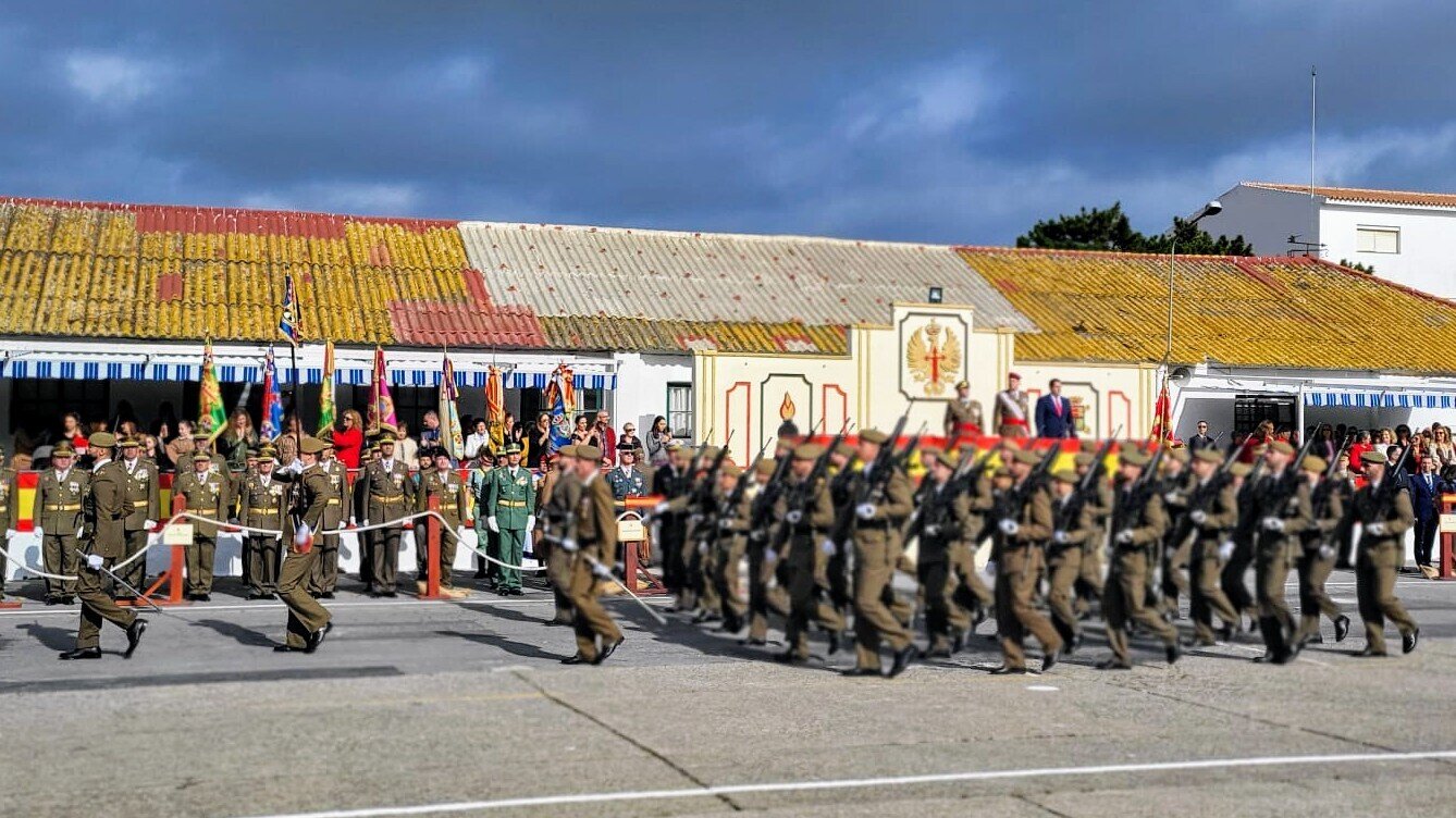 acto militar en honor a Santa Bárbara, Patrona de Artillería