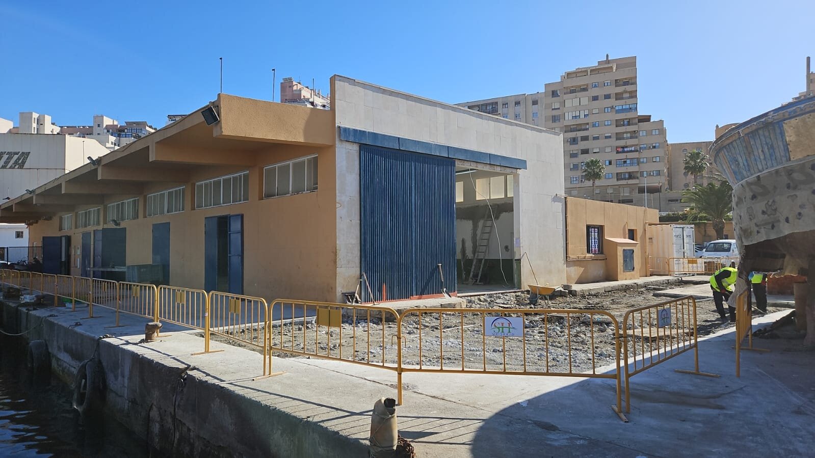 obras de rehabilitación de la lonja pesquera y el muelle de carga