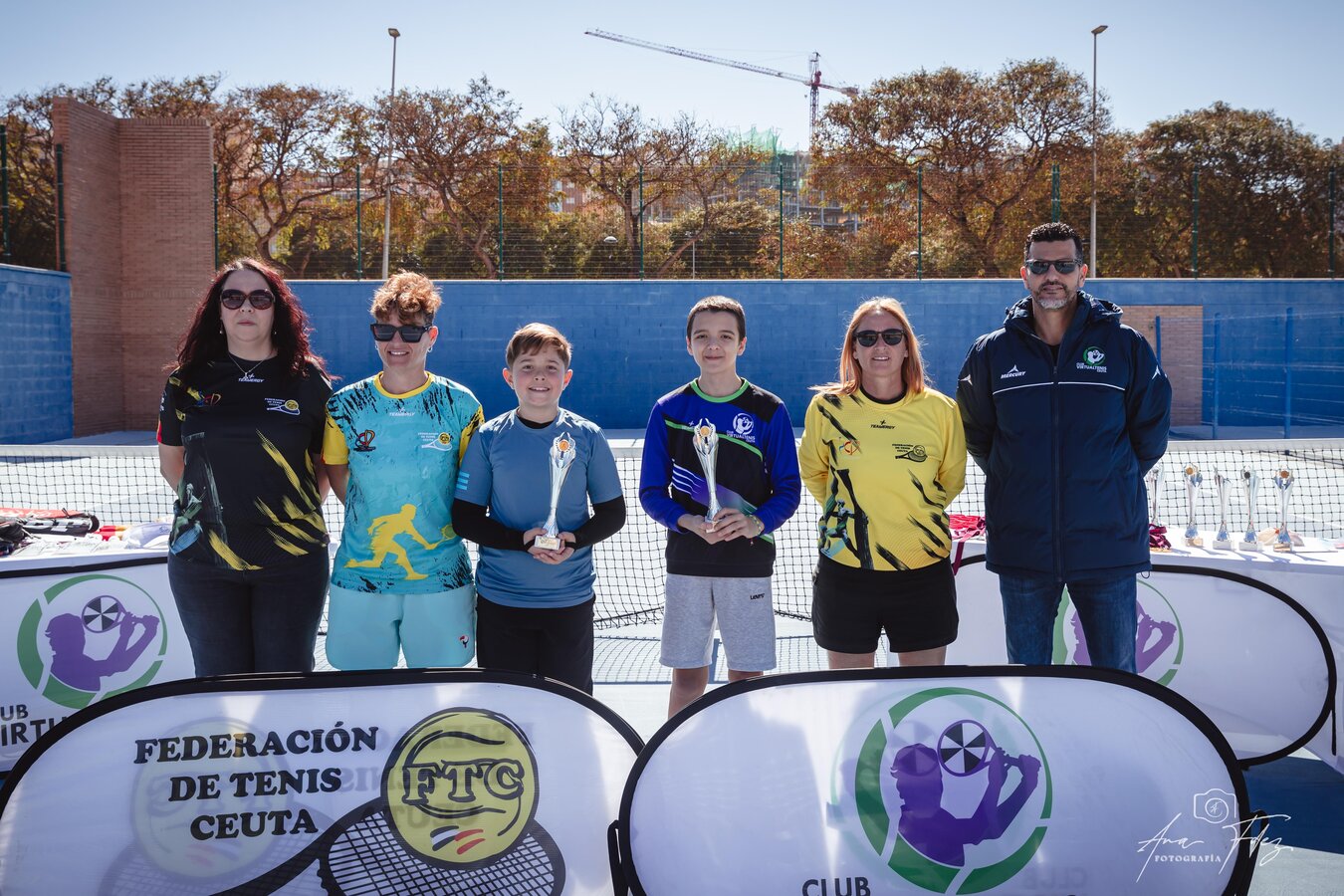Tenis