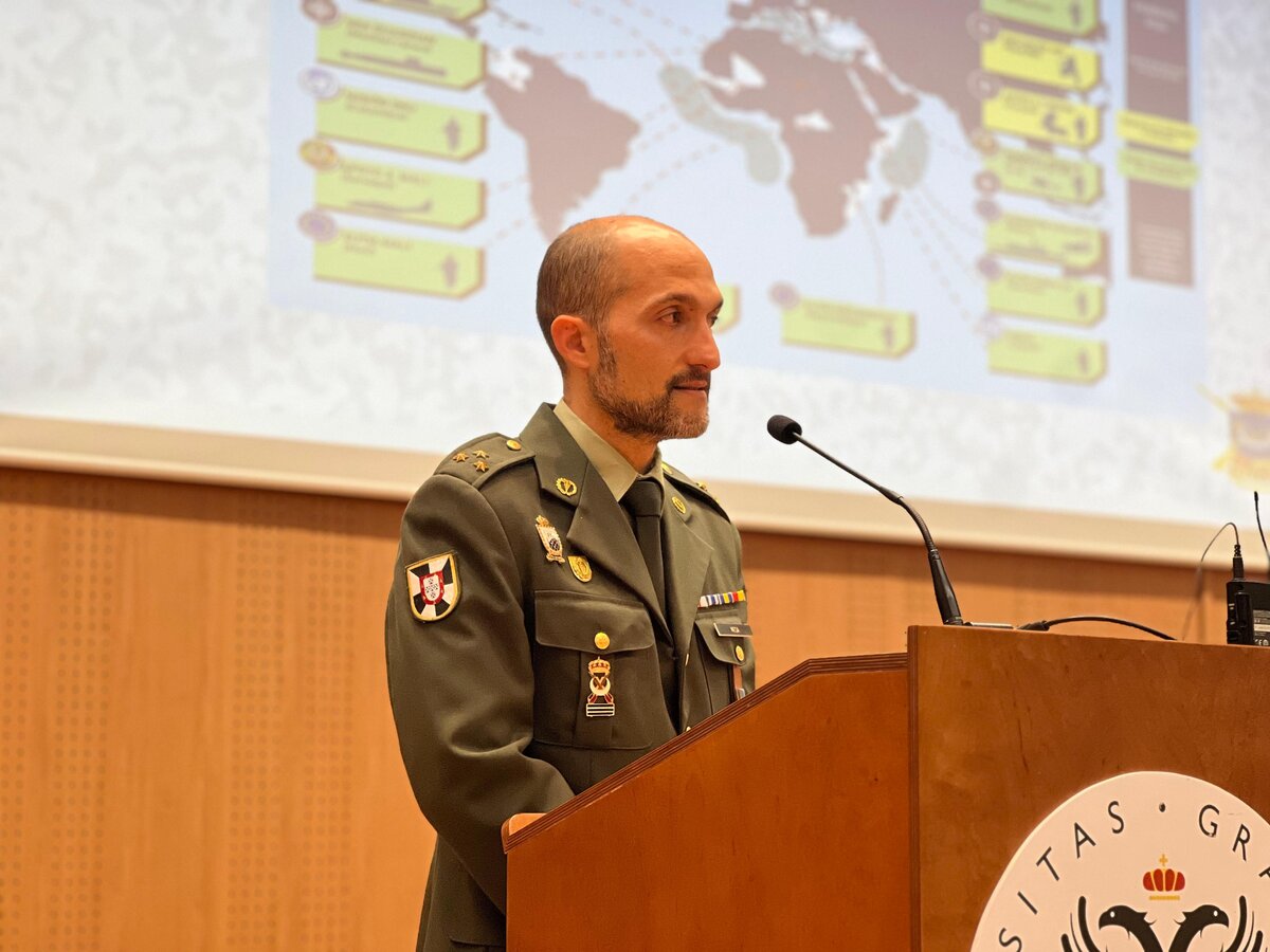 Capitán enfermero, J.R.Mesa