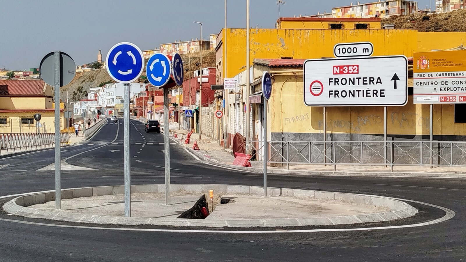 Rotonda carretera nueva