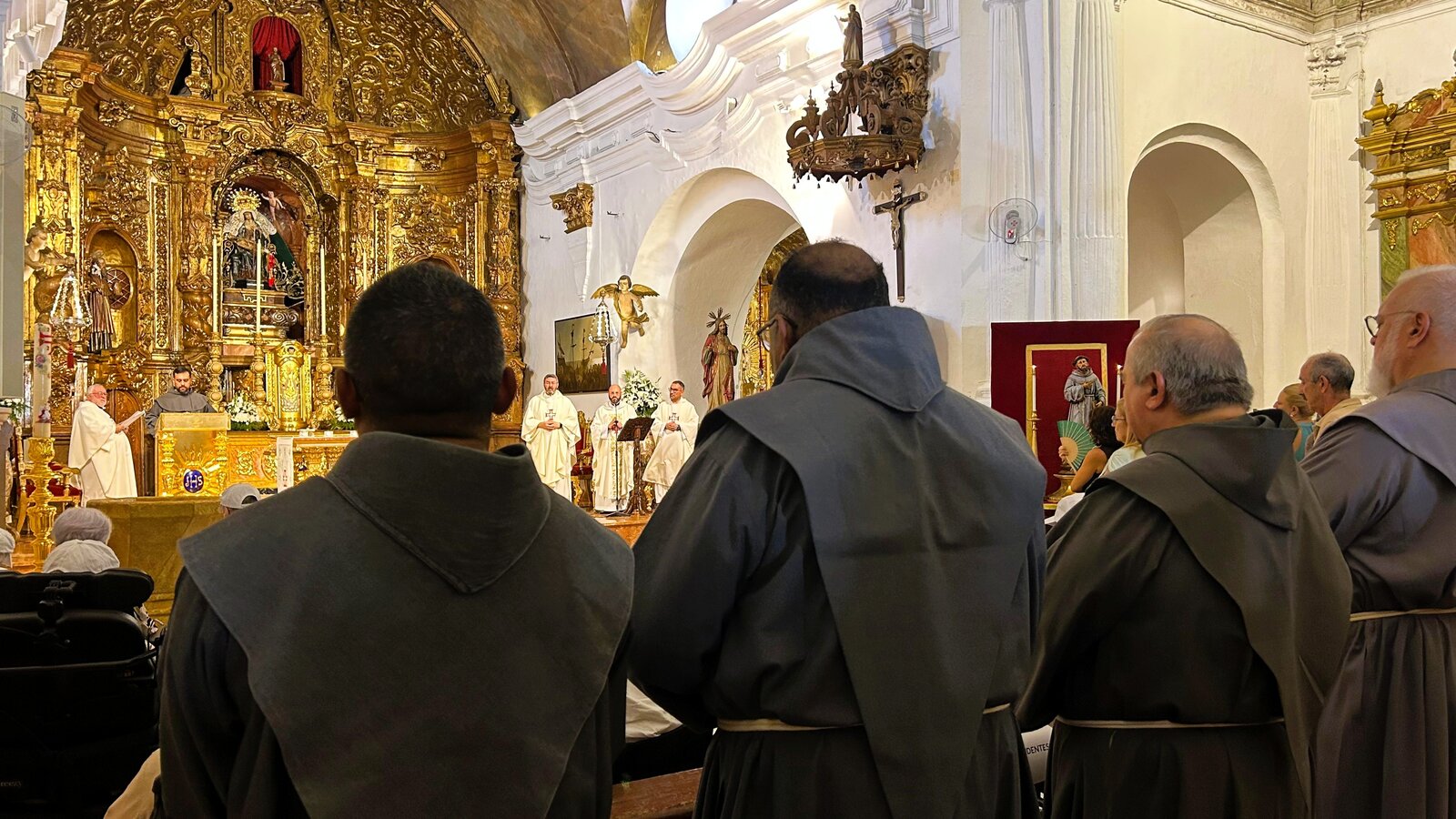 El Santuario de Santa María de África acoge la celebración eucarística por el 50 aniversario de Cruz Blanca / E. Arteaga