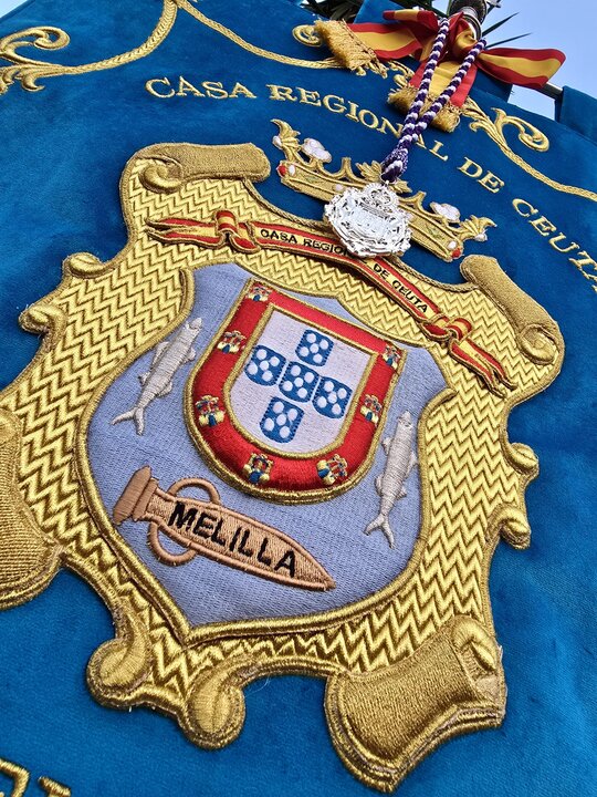 Casa de Ceuta en Melilla recibe medalla de la Cofradía de la Virgen de África