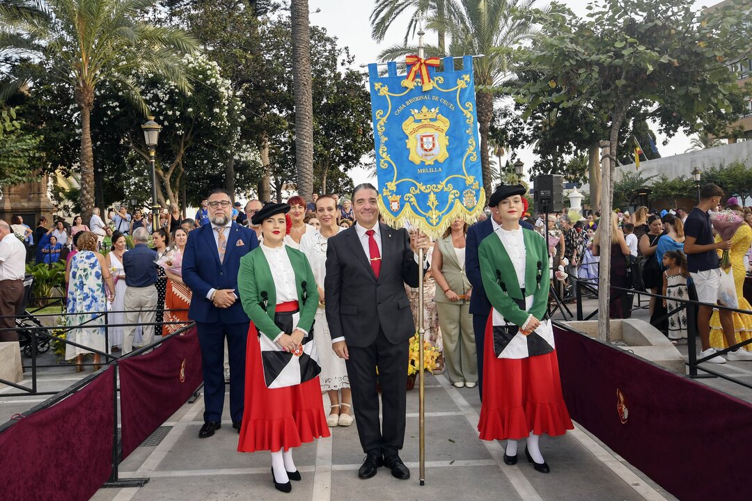 Casa de Ceuta en Melilla recibe medalla de la Cofradía de la Virgen de África
