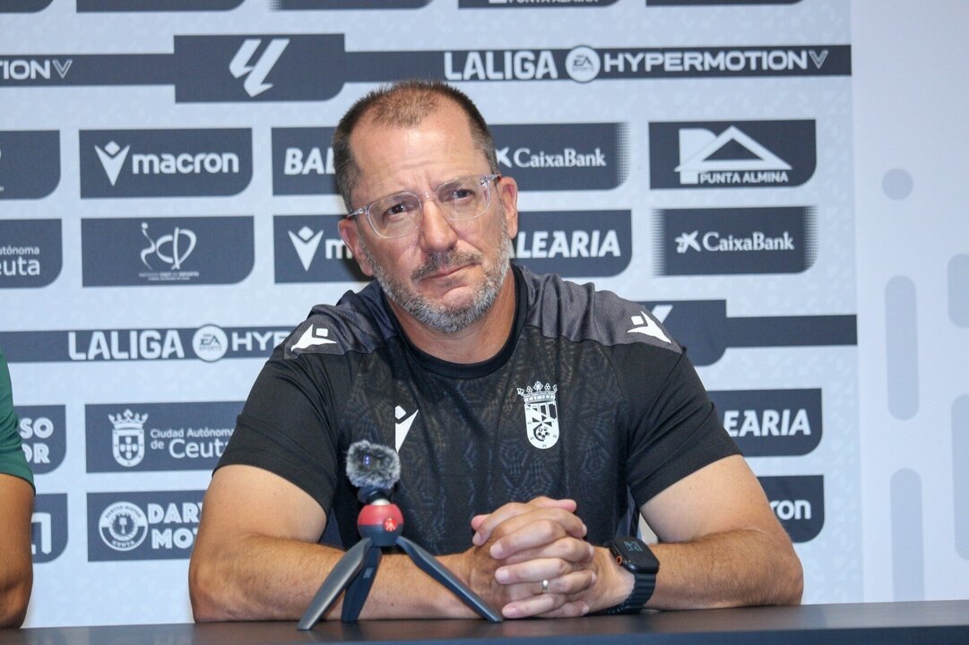 José Juan Romero, entrenador de la AD Ceuta