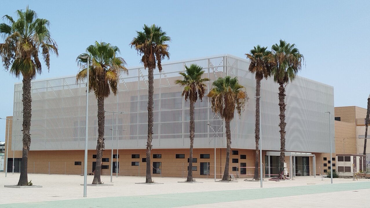 Estación marítima / S. I.