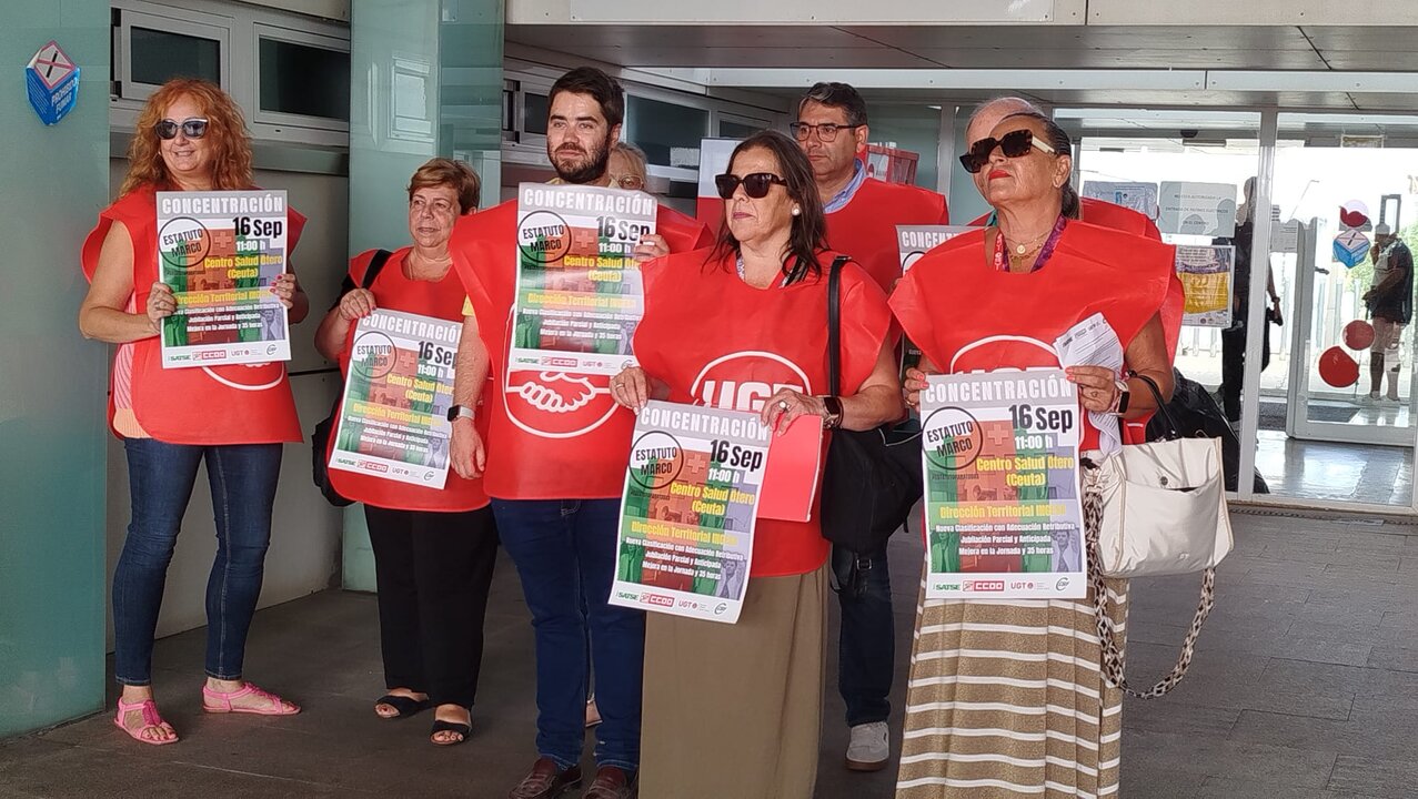 Concentración de sindicatos en el Centro de Salud de Otero