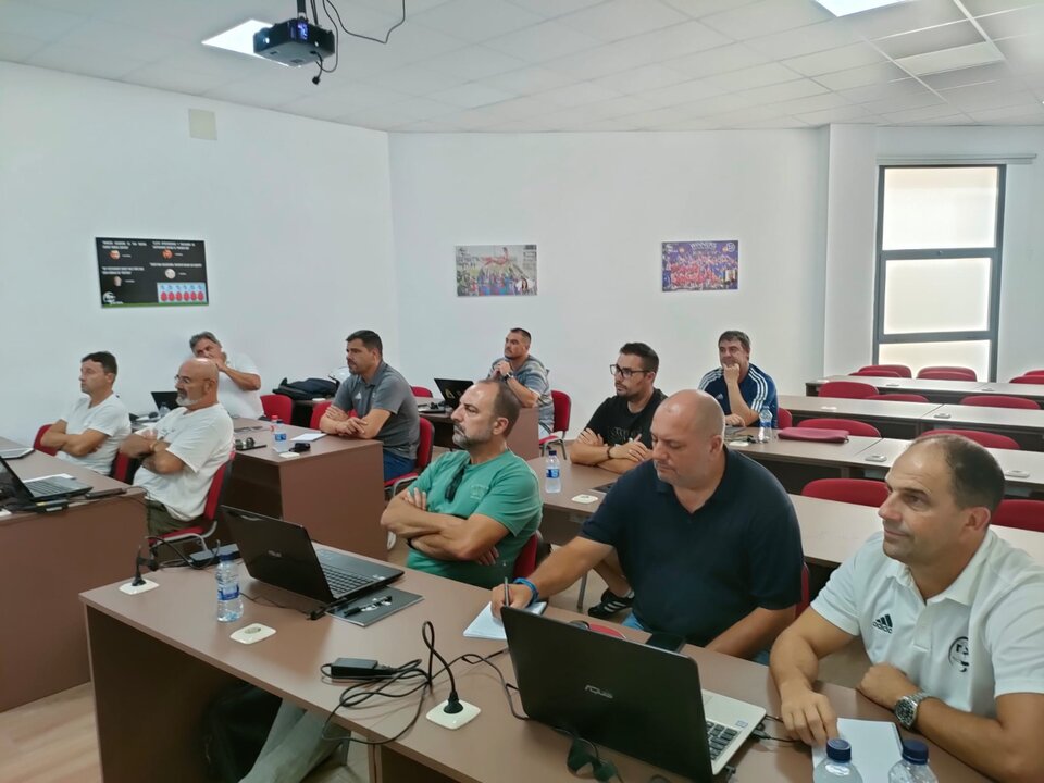 curso UEFA Coach Educator
