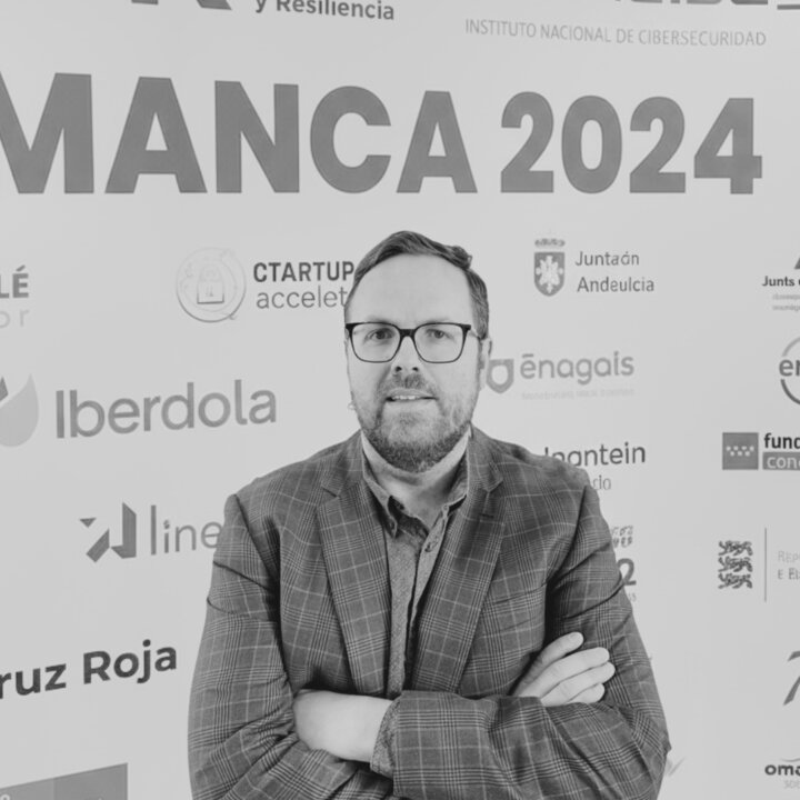 PUBLIC VOTING IS OPEN - South Europe / Carlos Delgado