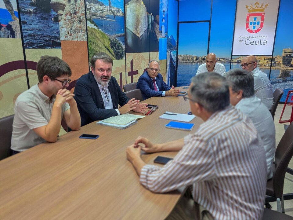 Rubén Pérez, durante la reunión mantenida en el Área de Menores